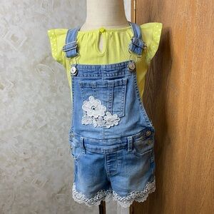 Wonder Nation overalls. Jean with lace trim. 4T girls